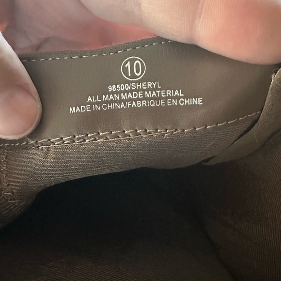 Brown Suede Women's Boots - Picture 4 of 4